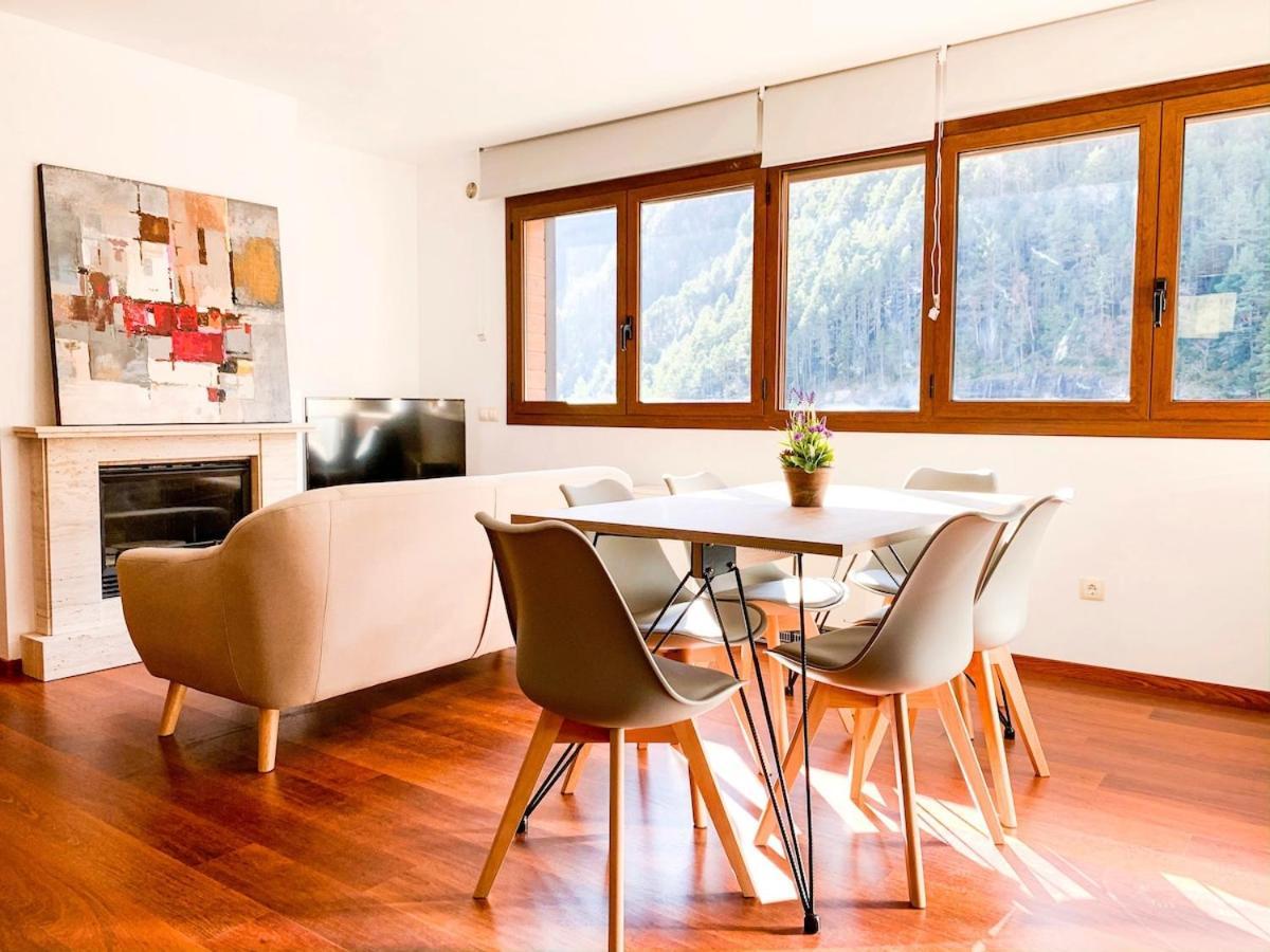 Moderno Estanyó Con Vistas En Arinsal Apartamento Mas de Ribafeta