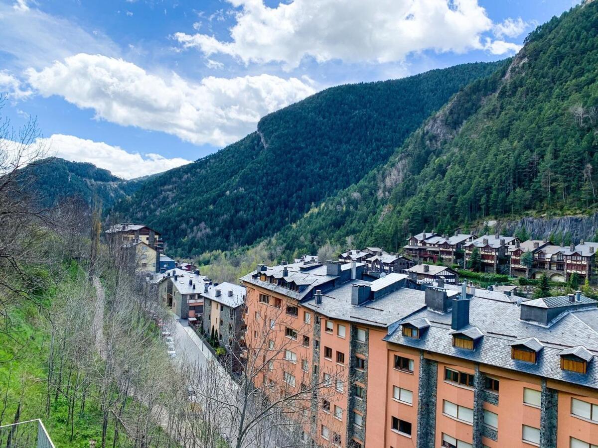 Moderno Estanyó Con Vistas En Arinsal Mas de Ribafeta