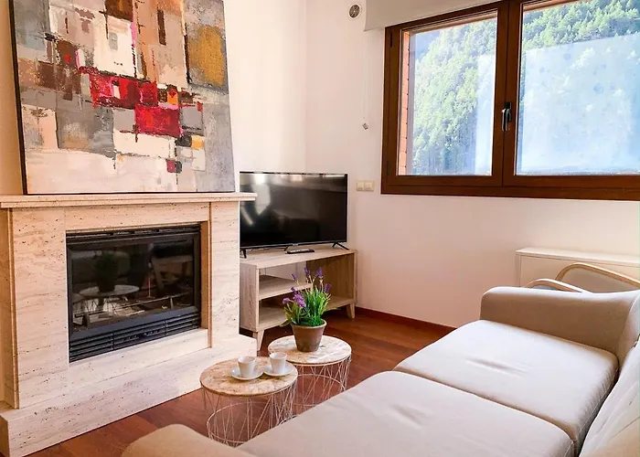 Apartamento moderno Estanyó con vistas en Arinsal